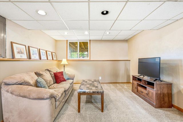 1487 Meadow Lane, Maple Plain, MN 55359