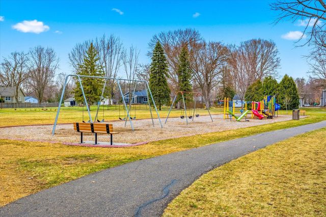 1487 Meadow Lane, Maple Plain, MN 55359