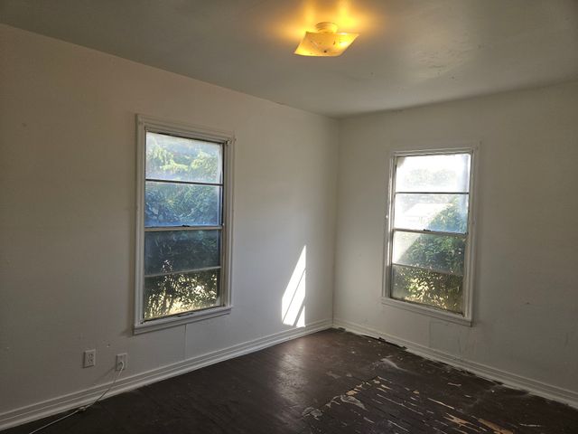 4313 Conkling Avenue, Haltom City, TX 76117