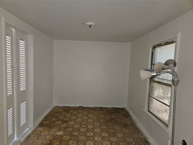 4313 Conkling Avenue, Haltom City, TX 76117