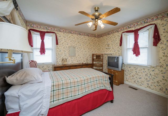 205 Meadowlark Ct, Dickson, TN 37055