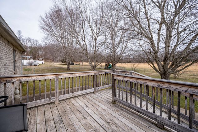 205 Meadowlark Ct, Dickson, TN 37055