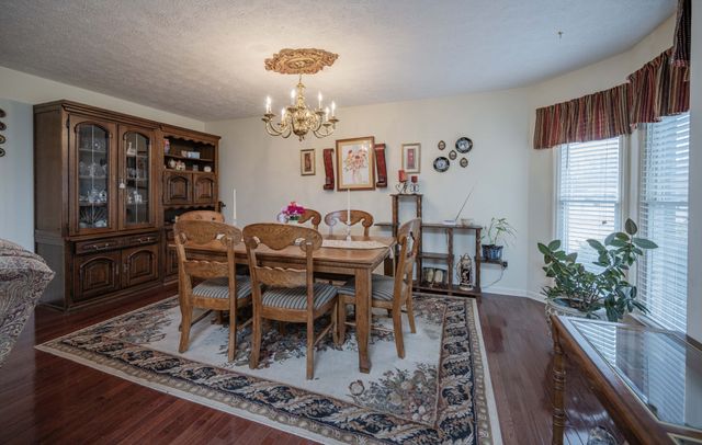 205 Meadowlark Ct, Dickson, TN 37055