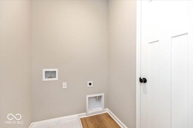 885 Rosebud Lane, Greenfield, IN 46140