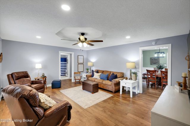 1102 Breezy Way, Bardstown, KY 40004