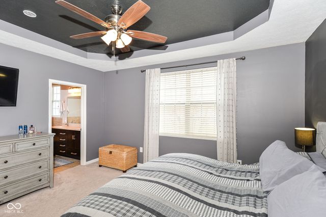 16339 Meadowlands Lane, Westfield, IN 46074