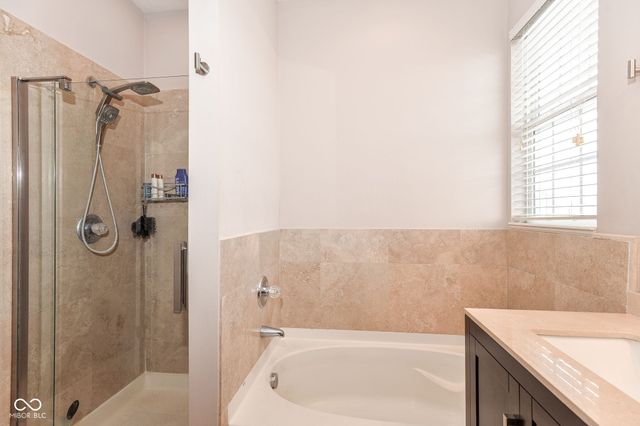 16339 Meadowlands Lane, Westfield, IN 46074