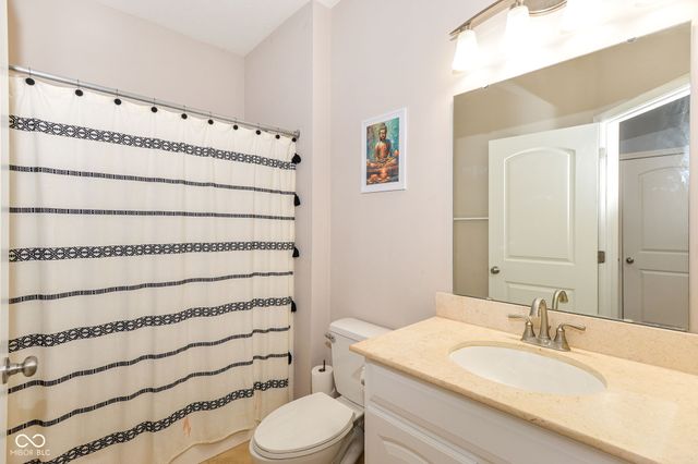 16339 Meadowlands Lane, Westfield, IN 46074