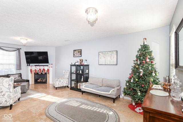 16339 Meadowlands Lane, Westfield, IN 46074