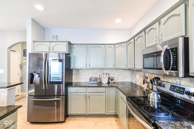 16339 Meadowlands Lane, Westfield, IN 46074