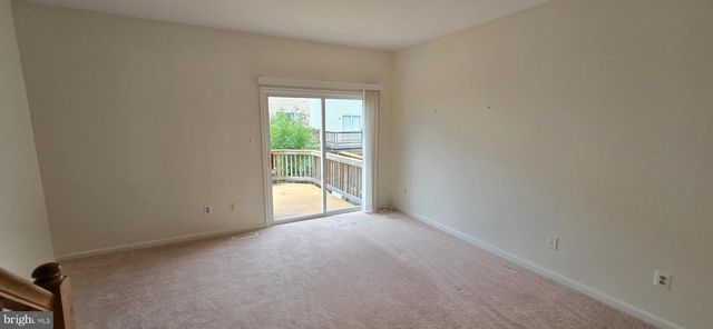 2436 OLD FARMHOUSE CT, Herndon, VA 20171