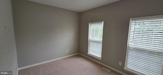 2436 OLD FARMHOUSE CT, Herndon, VA 20171