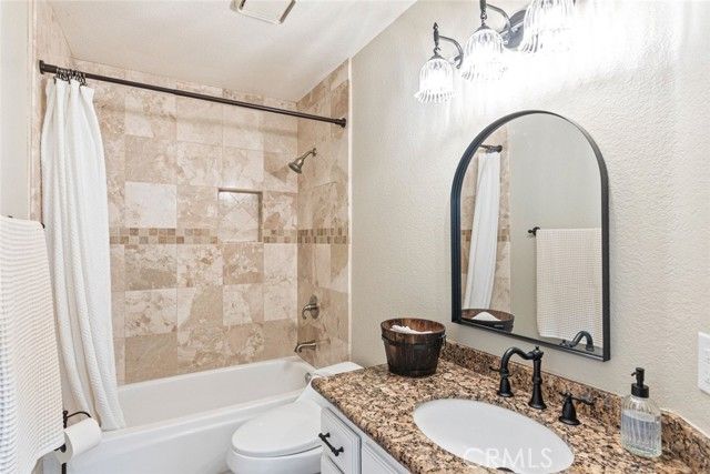 2908 E Black Horse, Ontario, CA 91761