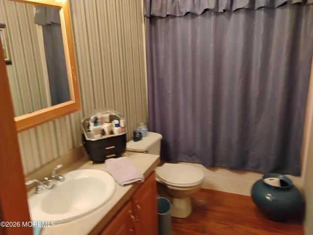 1208 Winding Brook Way, Whiting, NJ 08759