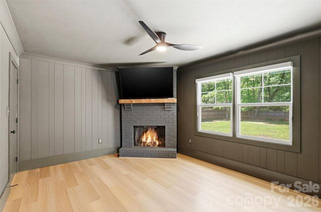 7735 Surreywood Place, Charlotte, NC 28270