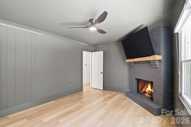 7735 Surreywood Place, Charlotte, NC 28270