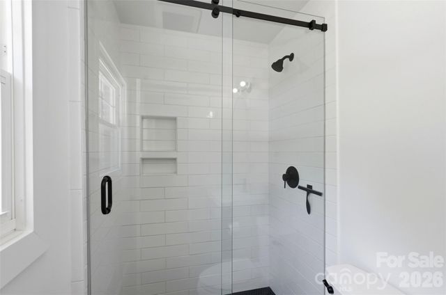 7735 Surreywood Place, Charlotte, NC 28270