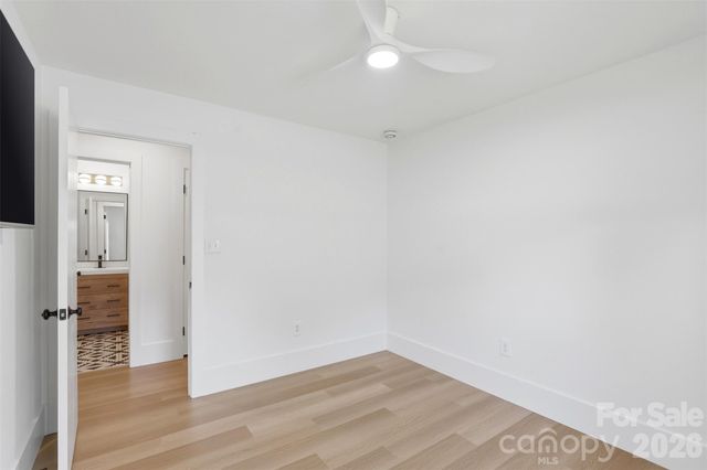 7735 Surreywood Place, Charlotte, NC 28270