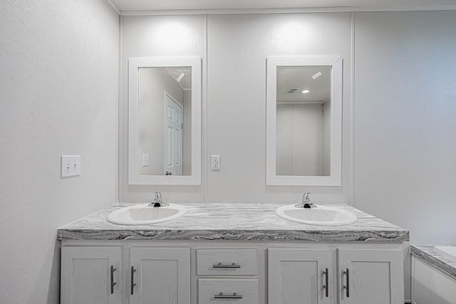 2936 Atasco Dr, Midland, TX 79706