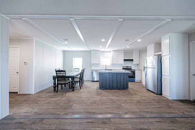 2936 Atasco Dr, Midland, TX 79706