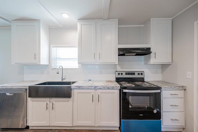 2936 Atasco Dr, Midland, TX 79706