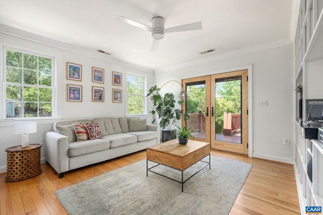 2720 JEFFERSON PARK AVE, Charlottesville, VA 22903