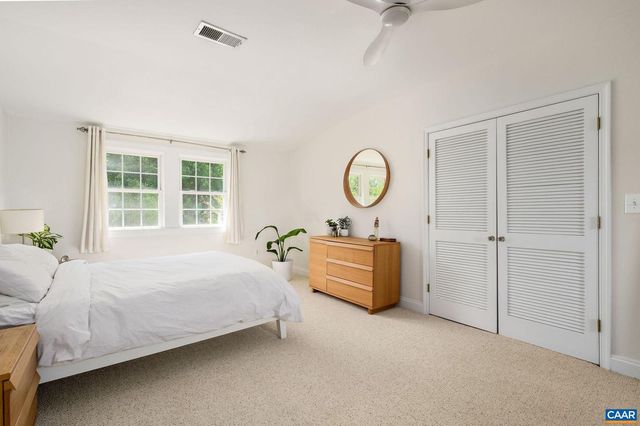 2720 JEFFERSON PARK AVE, Charlottesville, VA 22903