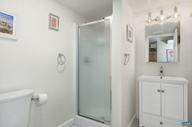 2720 JEFFERSON PARK AVE, Charlottesville, VA 22903