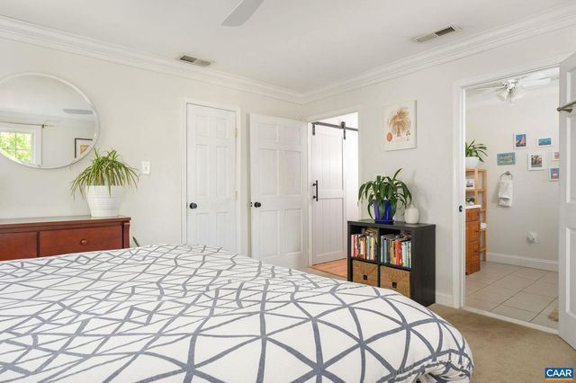 2720 JEFFERSON PARK AVE, Charlottesville, VA 22903