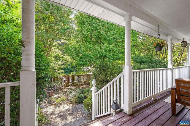 2720 JEFFERSON PARK AVE, Charlottesville, VA 22903