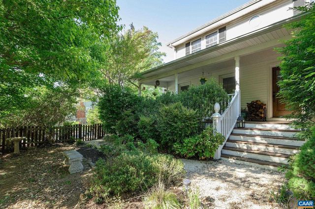 2720 JEFFERSON PARK AVE, Charlottesville, VA 22903