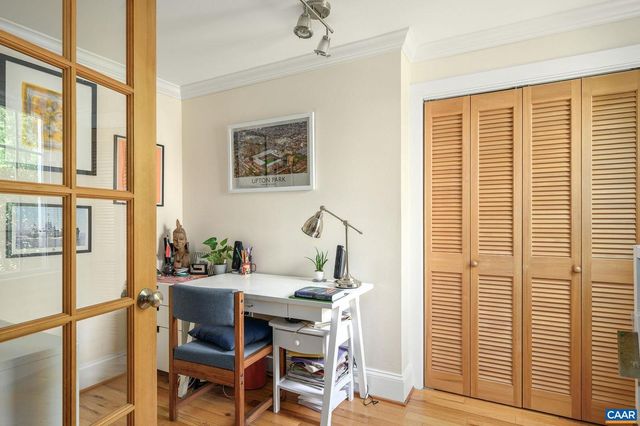 2720 JEFFERSON PARK AVE, Charlottesville, VA 22903