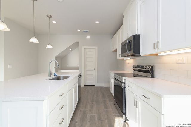 16011 Babcock Rd Unit 24, San Antonio, TX 78255