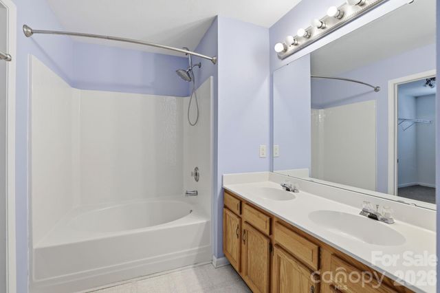 10781 Essex Hall Drive, Charlotte, NC 28277