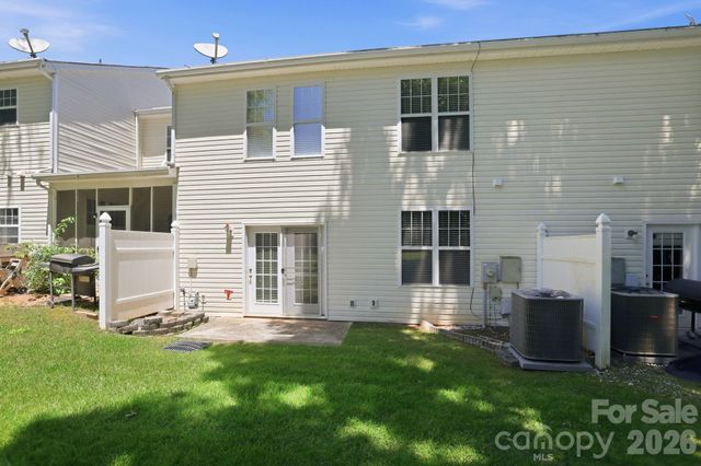 10781 Essex Hall Drive, Charlotte, NC 28277