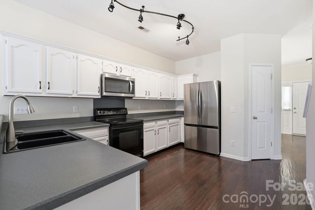 10781 Essex Hall Drive, Charlotte, NC 28277