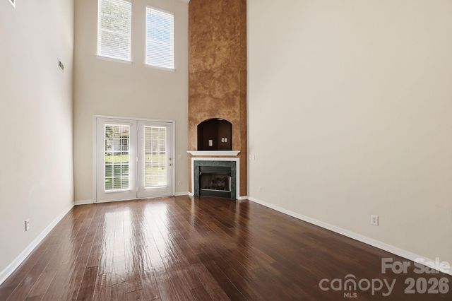 10781 Essex Hall Drive, Charlotte, NC 28277