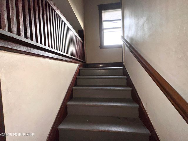 834 N Detroit Avenue, Toledo, OH 43607