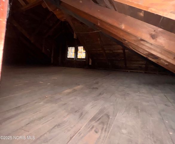 834 N Detroit Avenue, Toledo, OH 43607