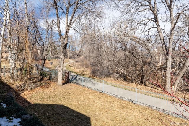 6761 Westwoods Circle, Arvada, CO 80007