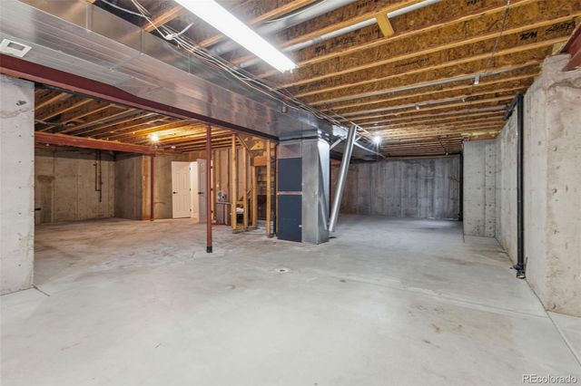 6761 Westwoods Circle, Arvada, CO 80007