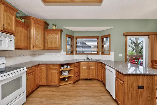 207 NW Seasons Drive, Ankeny, IA 50023