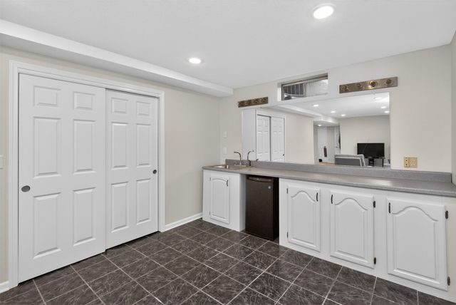 207 NW Seasons Drive, Ankeny, IA 50023