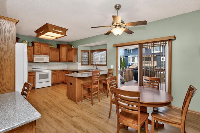 207 NW Seasons Drive, Ankeny, IA 50023