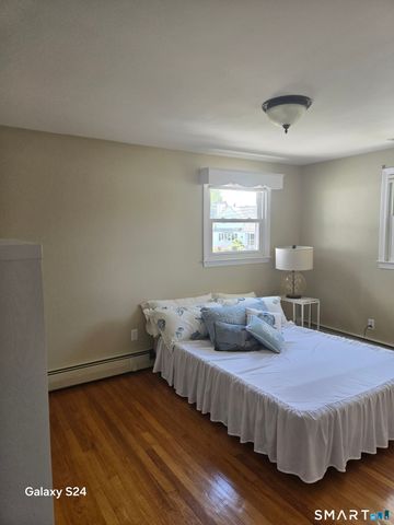 24 Indian Drive, Clinton, CT 06413