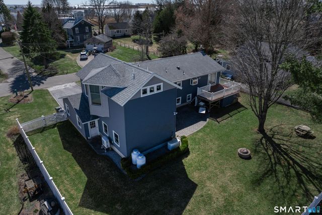 24 Indian Drive, Clinton, CT 06413