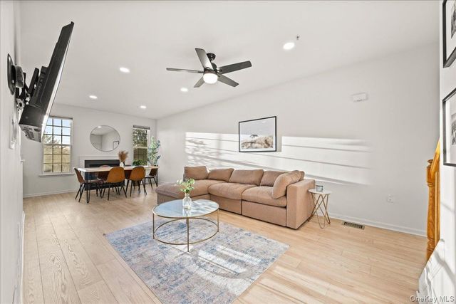 917 Balsam Drive, New Windsor, NY 12553