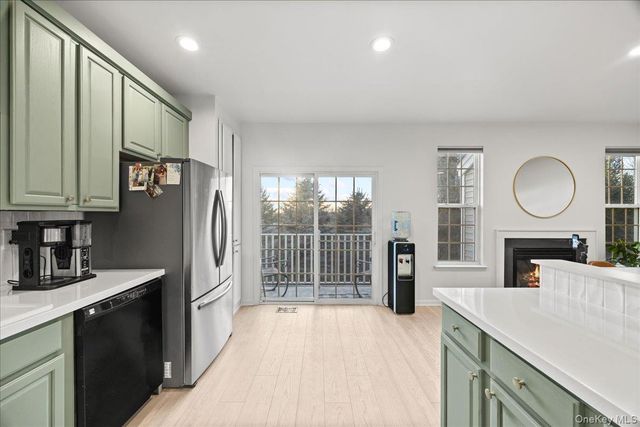 917 Balsam Drive, New Windsor, NY 12553