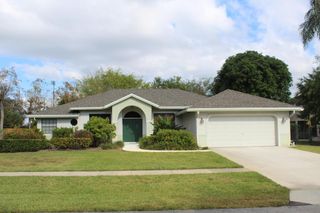 13676 Folkestone Court, Wellington, FL 33414