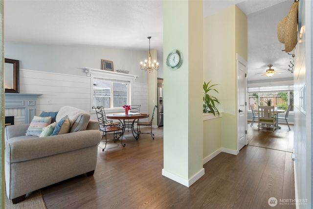 1520 Mapleridge Drive NE, Olympia, WA 98506